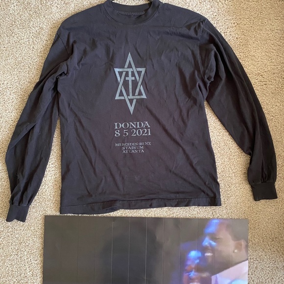 Donda Merch with Poster!!